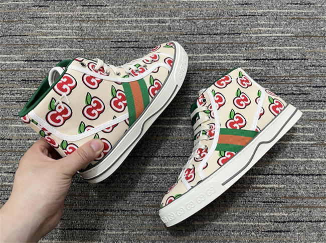 Gvc*1 high top sneaker 27