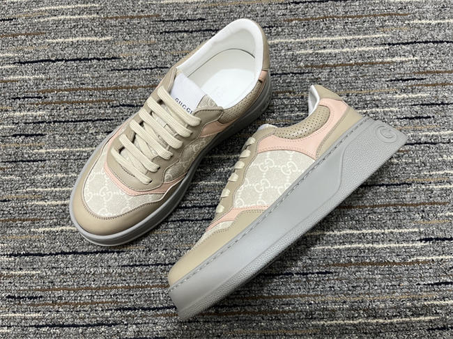 Gvc*1 low top sneaker 10