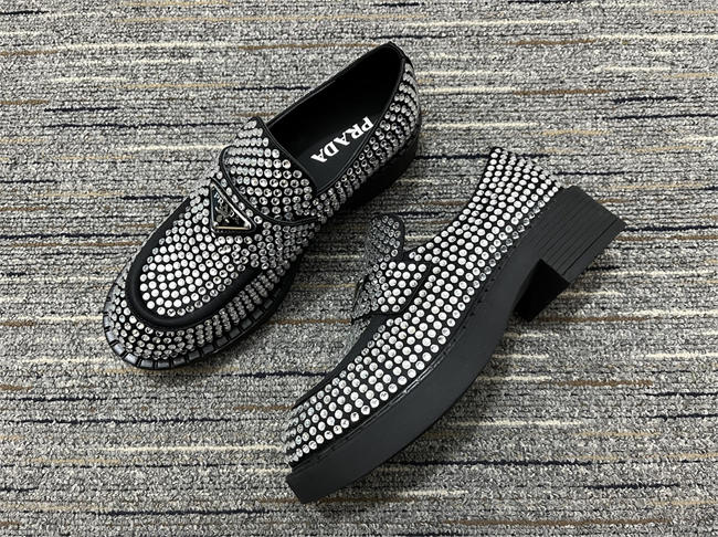 Pra*a loafer women 4