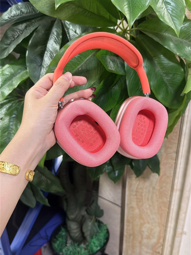 APM Headphone Red