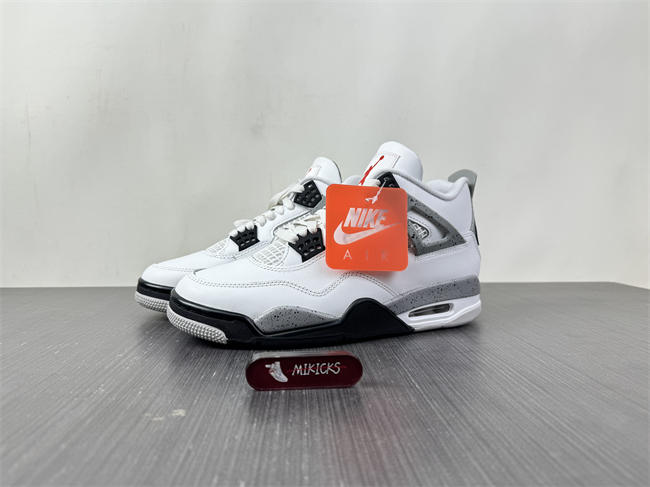 Air Jordan 4 “White Cement” 2025 FV5029-100