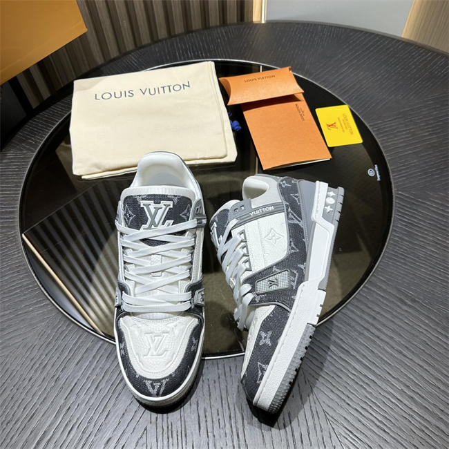 LV Trainer Sneaker