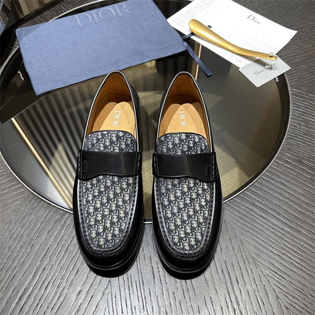 D10r Loafer