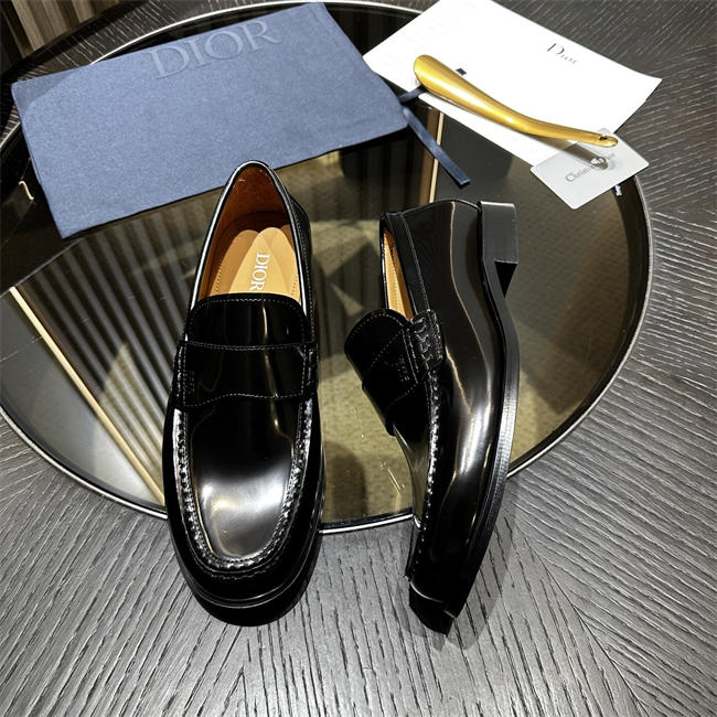 D10r Loafer