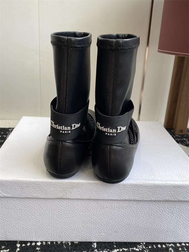 D10r Boot