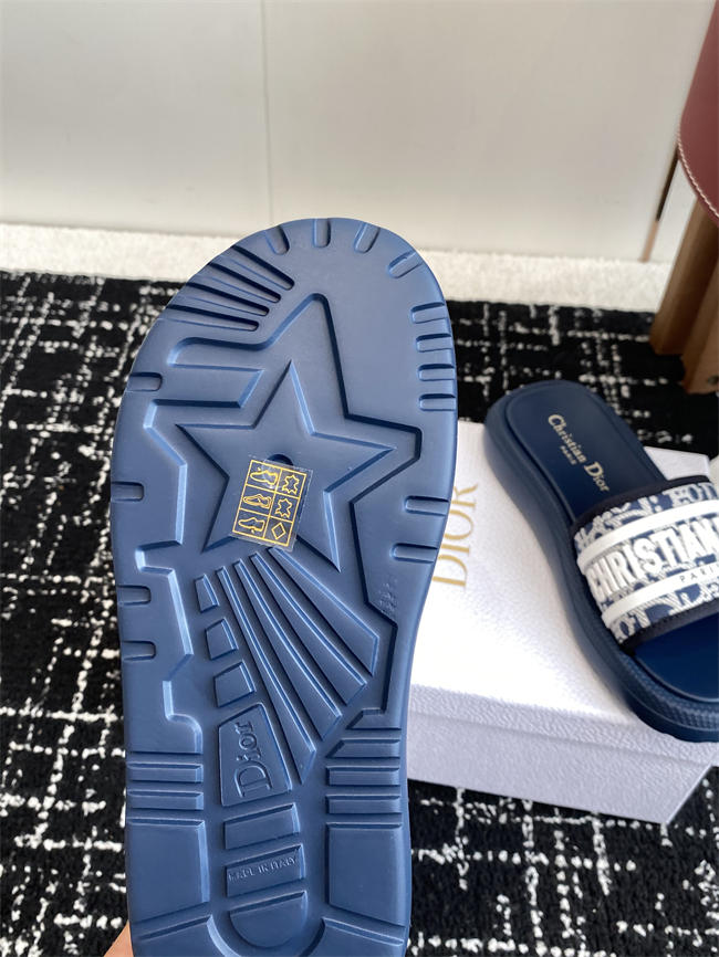 Dio Slipper