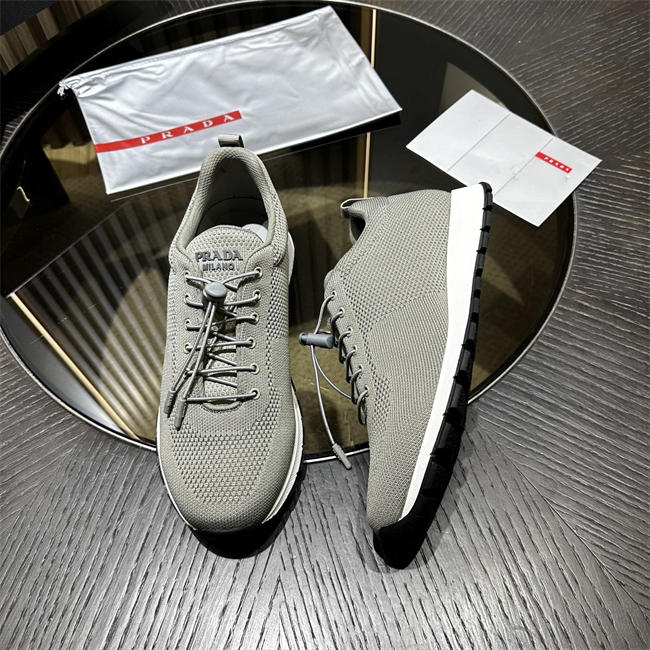 Pra*a Sneaker