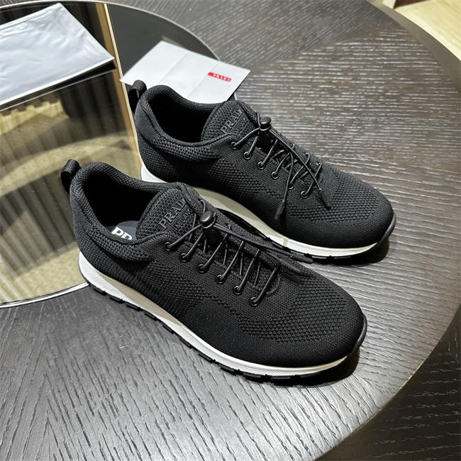 Pra*a Sneaker