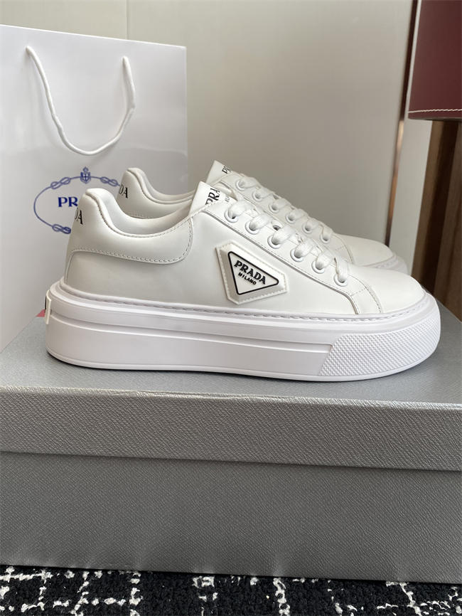 Pra*a Sneaker