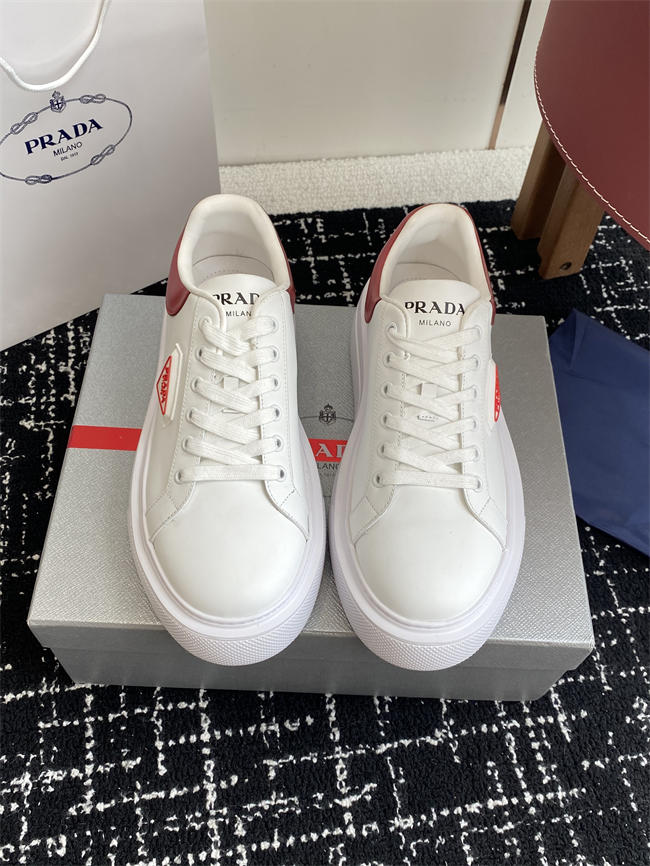Pra*a Sneaker