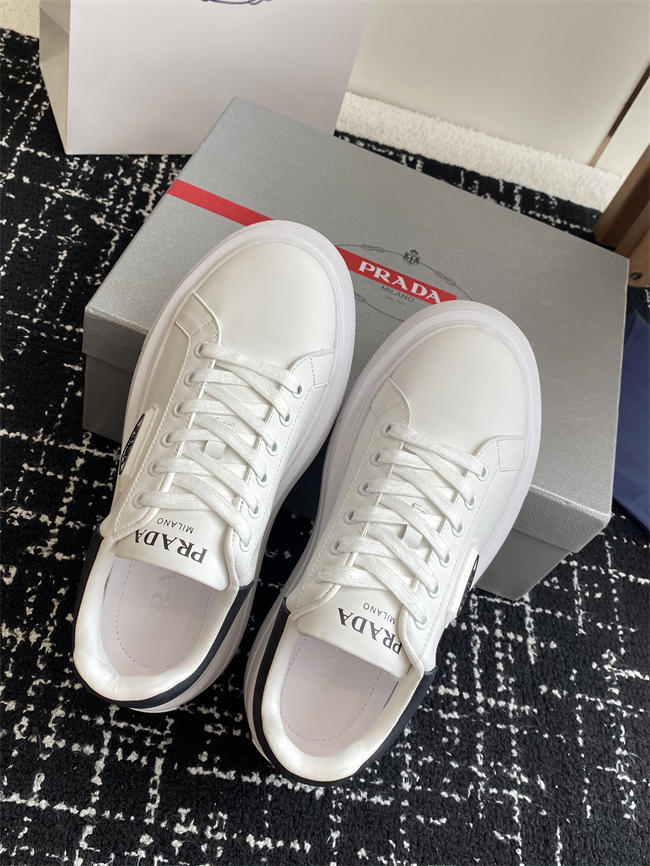 Pra*a Sneaker