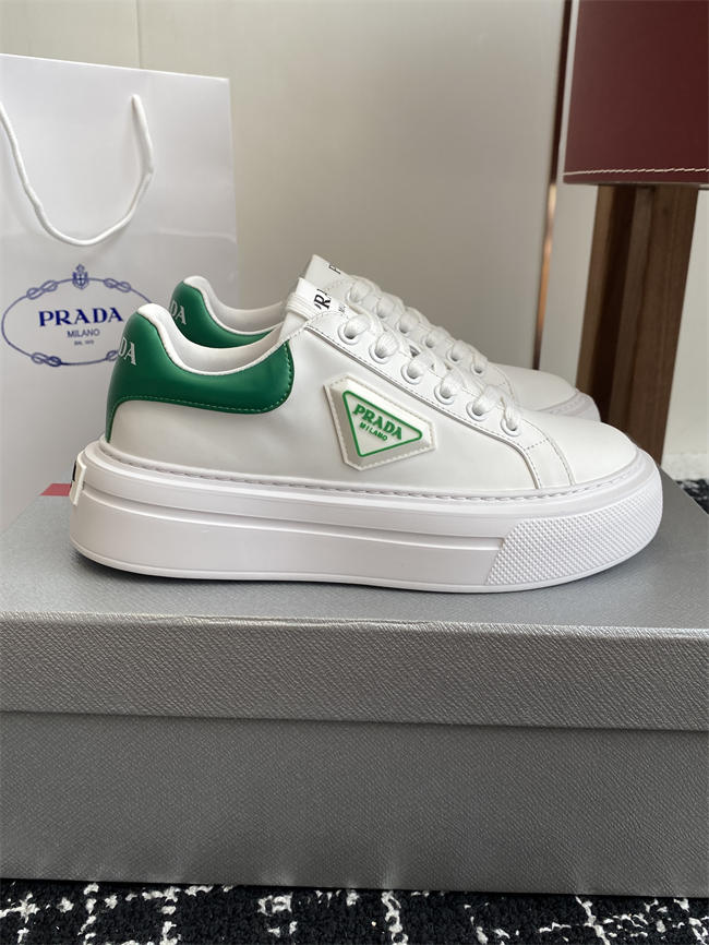 Pra*a Sneaker