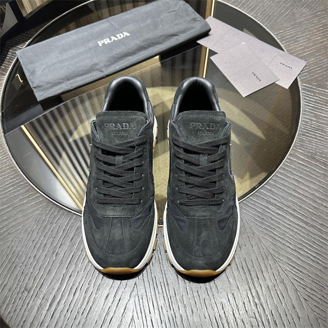 Pra*a Sneaker