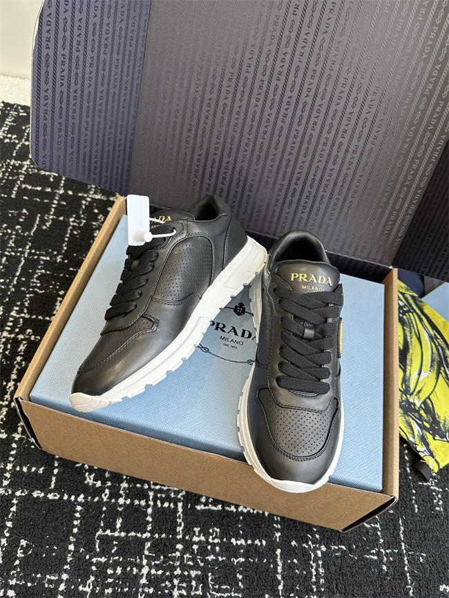 Pra*a Sneaker