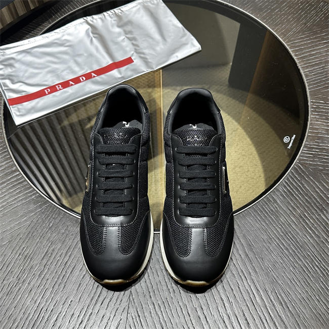 Pra*a Sneaker