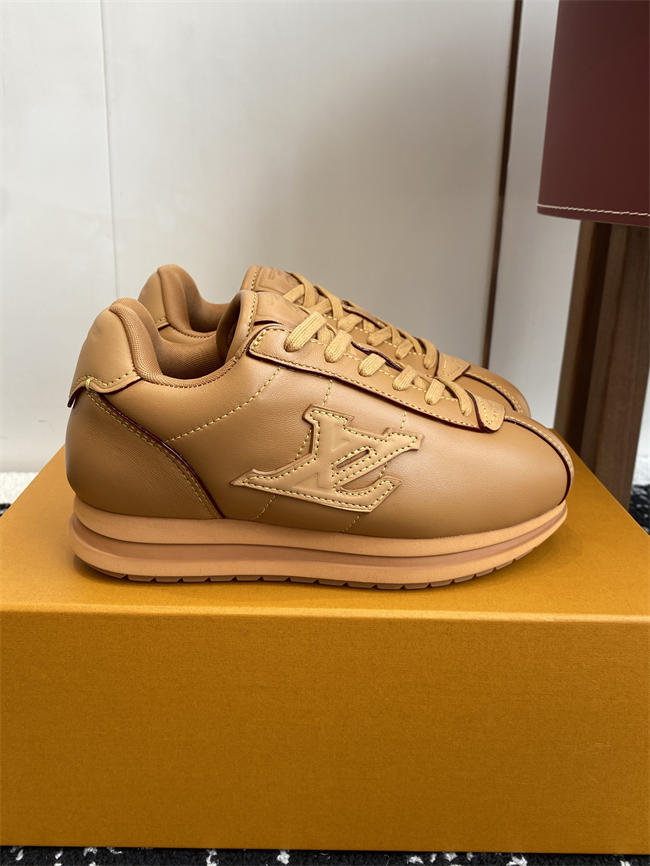 Lv Sneaker