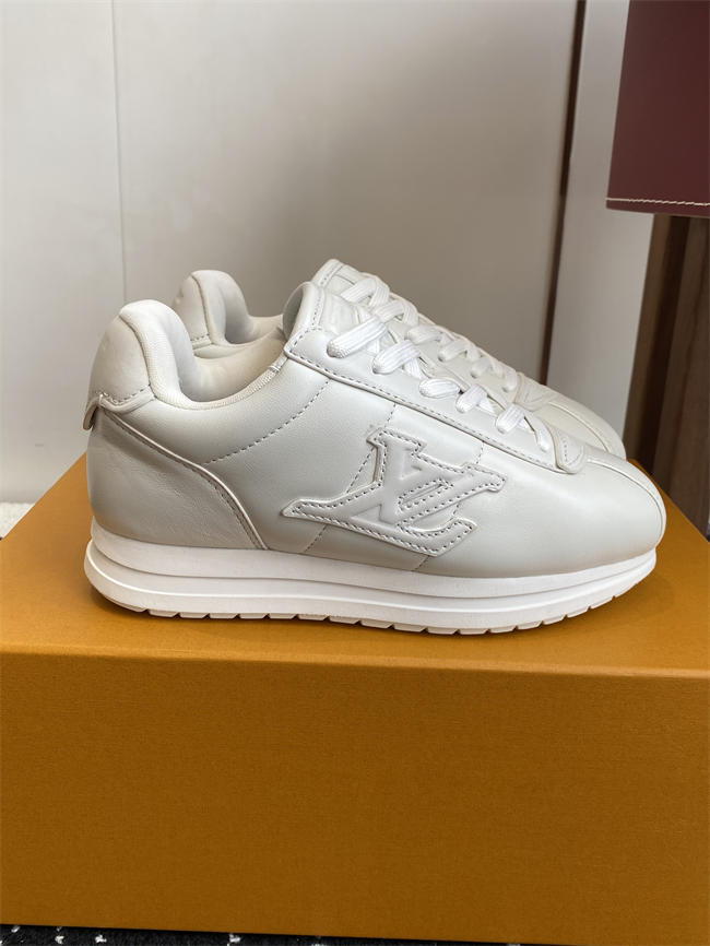Lv Sneaker
