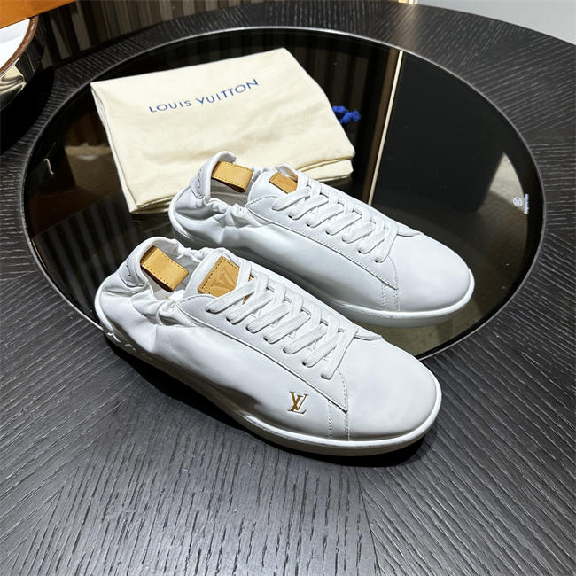 Lv Sneaker