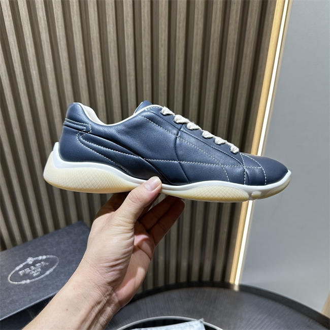 Pra*a Sneaker