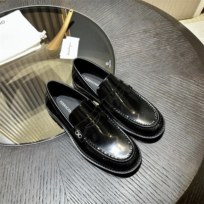 Ferragamo Loafer