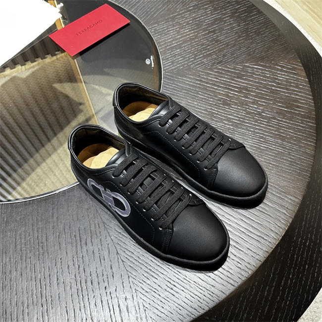 Ferragamo Sneaker