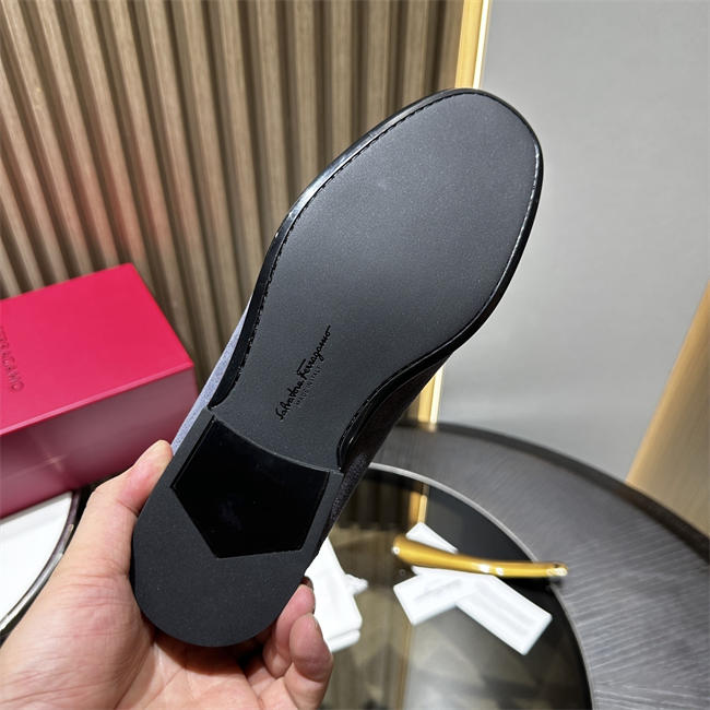 Ferragamo Loafer