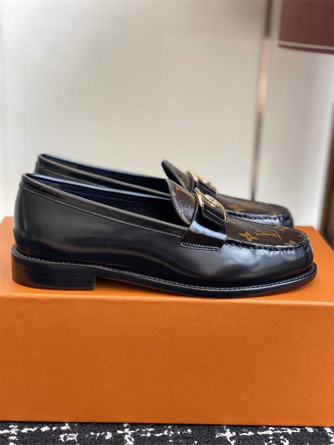 Lv Loafer 071