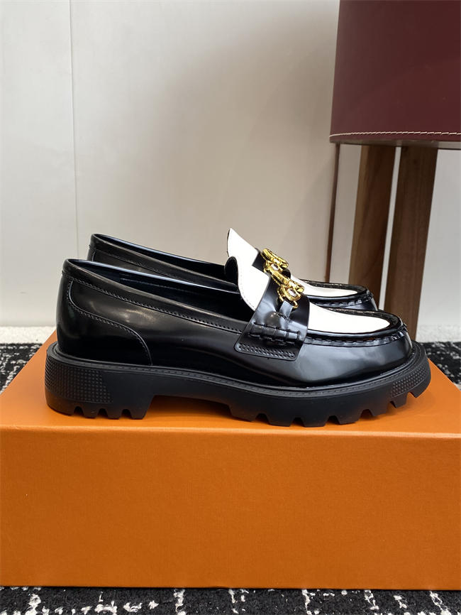 Lv Loafer 073