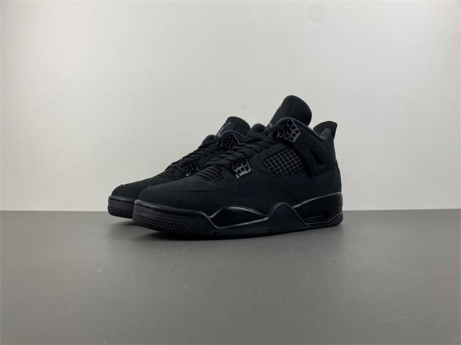 Air Jordan 4 “Black Cat” 2025 FV5029-010