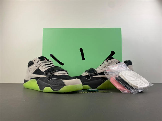 Chase B x Travis Scott x Jordan Jumpman Jack TR IH7971-001