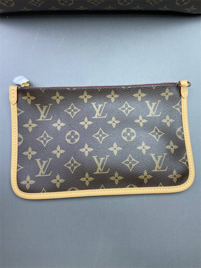 CarryAll MM Monogram