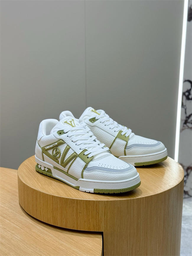 Lv Sneaker