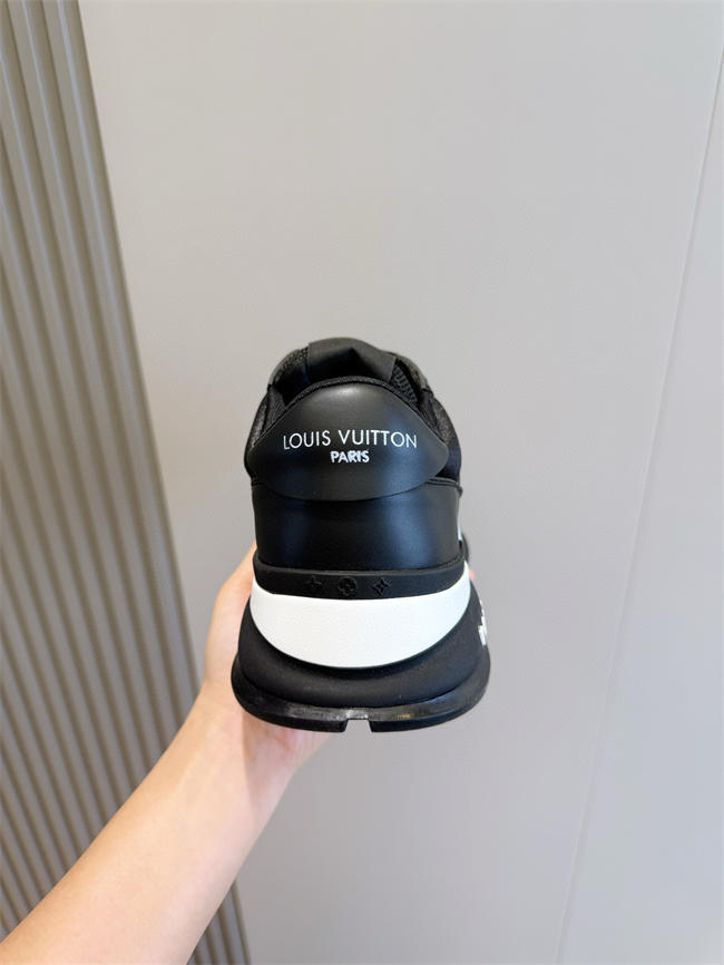 Lv Sneaker