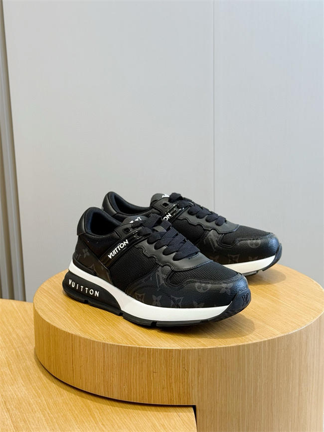 Lv Sneaker