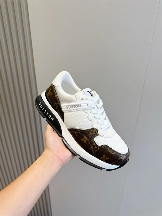 Lv Sneaker