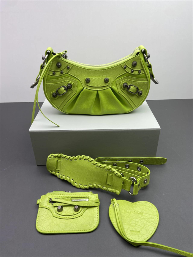 Le Cagole Shoulder Bag Xs