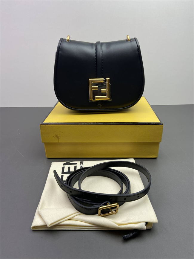 Nano C'mon Cross Body Bag