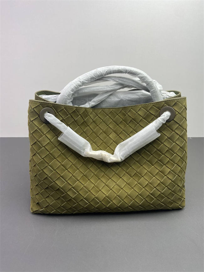 Suede Intrecciato Small Andiamo