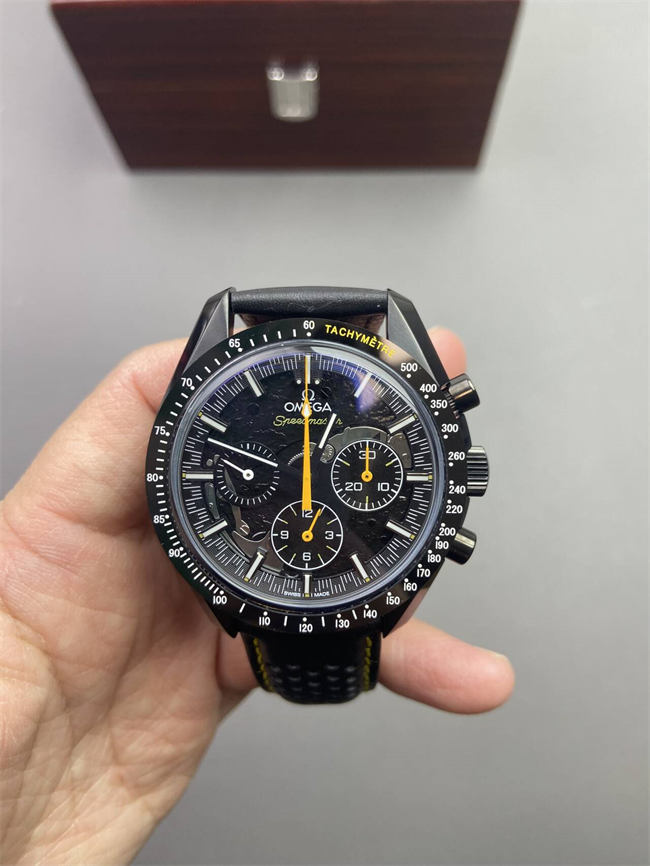0me*ga speedmaster moonwatch apollo 8