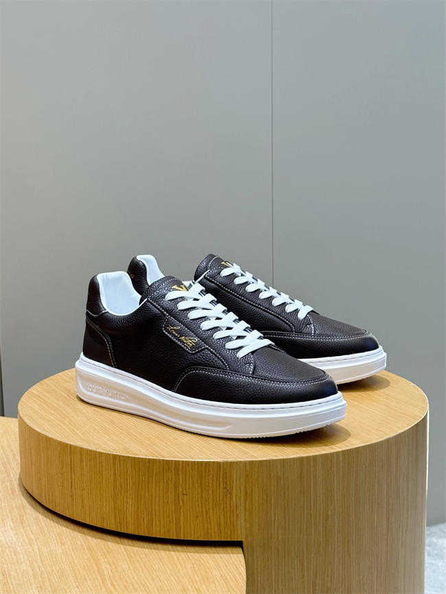 Lv Sneaker