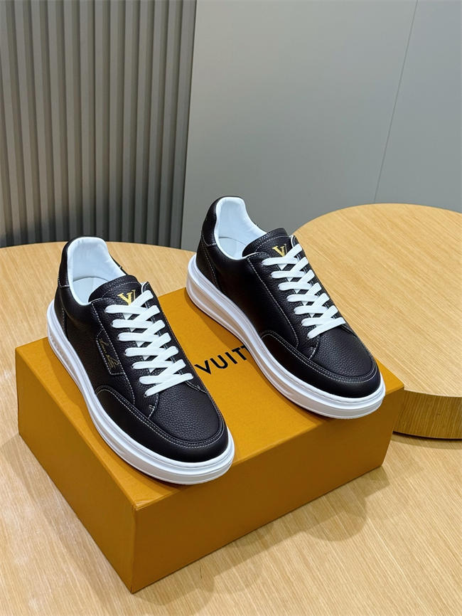 Lv Sneaker