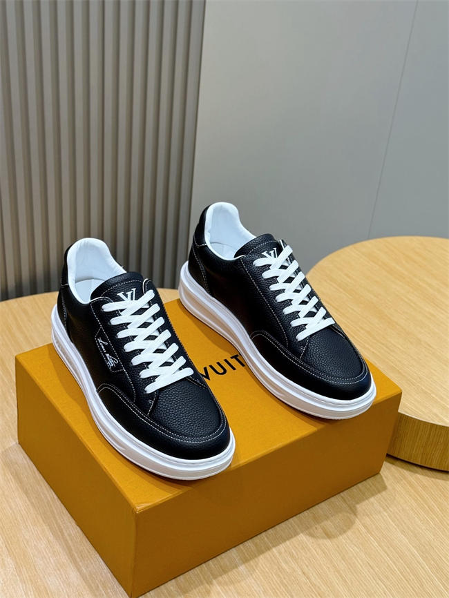 Lv Sneaker
