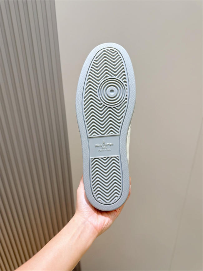 Lv Sneaker