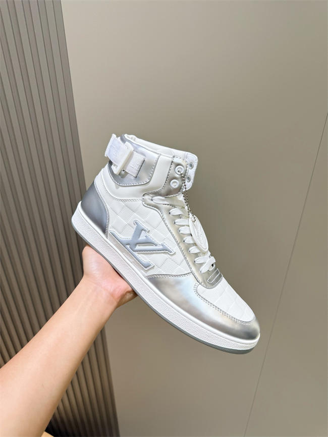 Lv Sneaker