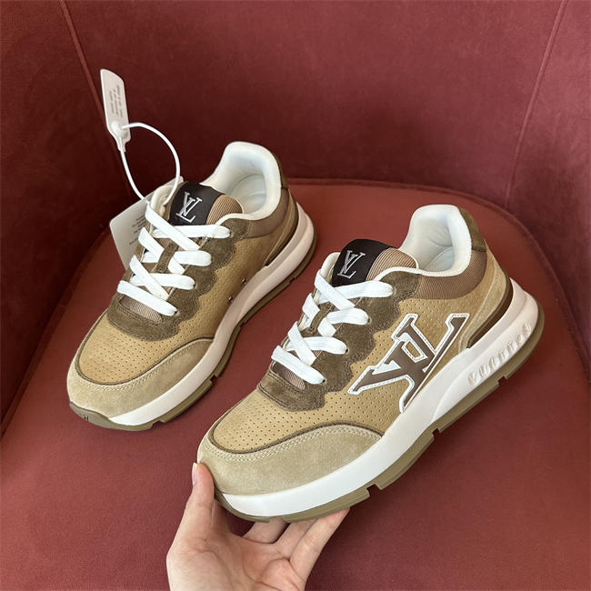 Lv Sneaker