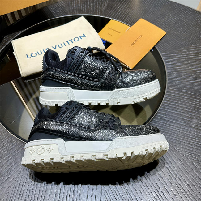 LV Trainer Maxi Sneaker