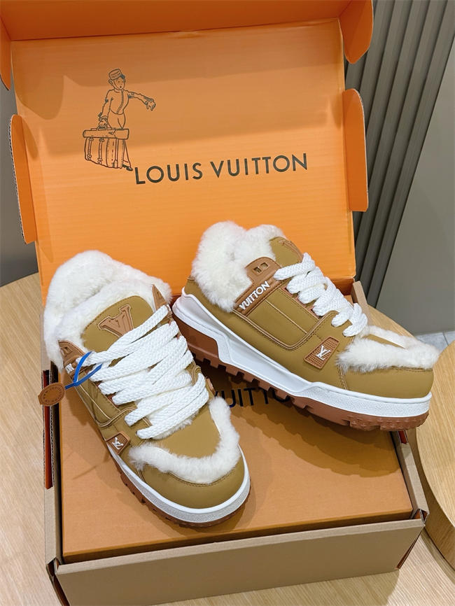 LV Trainer Maxi Sneaker