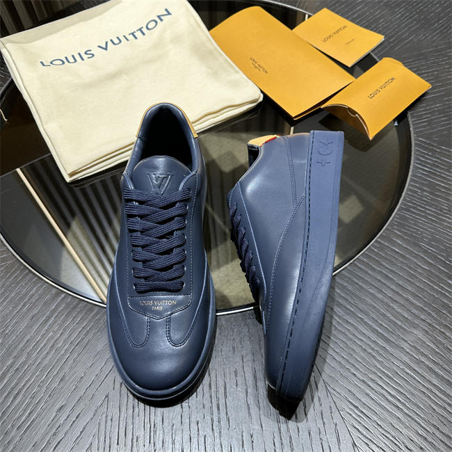 Lv Sneaker