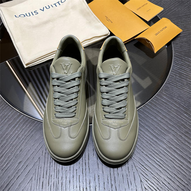 Lv Sneaker