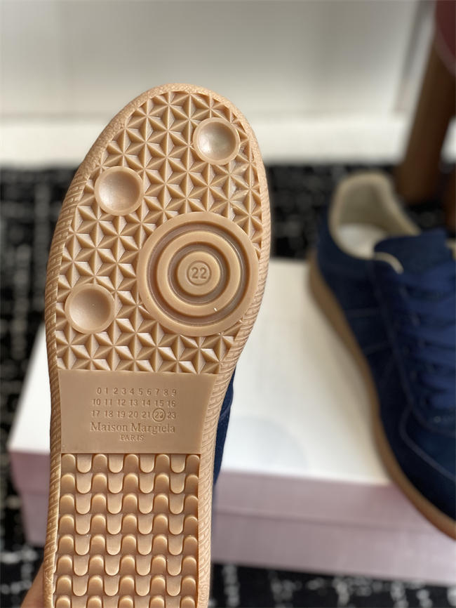 Ma1s0n Marg*e1a Sneaker 80